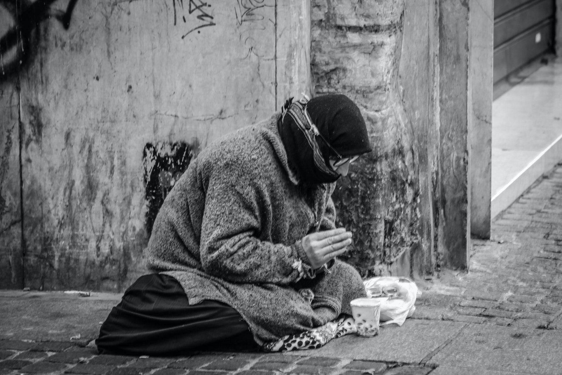 Law gate her well bed life feet seen rent